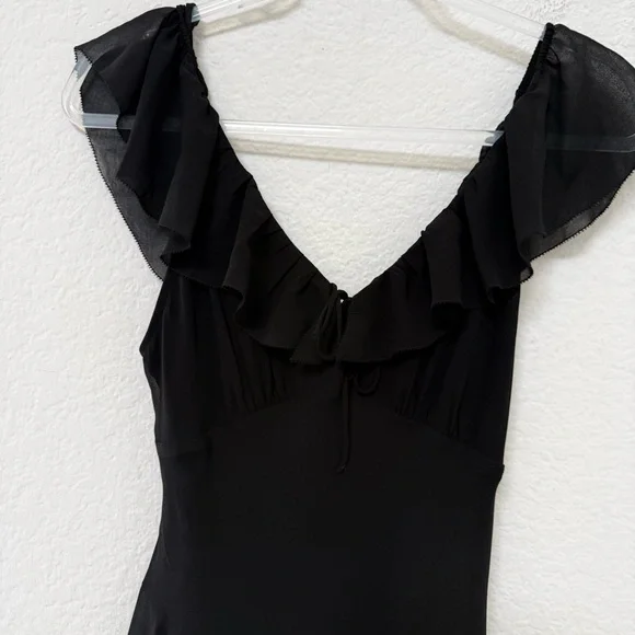 Aritzia Wilfred Apostrophe Dress Chiffon V Neck Midi Black - Picture 3 of 5